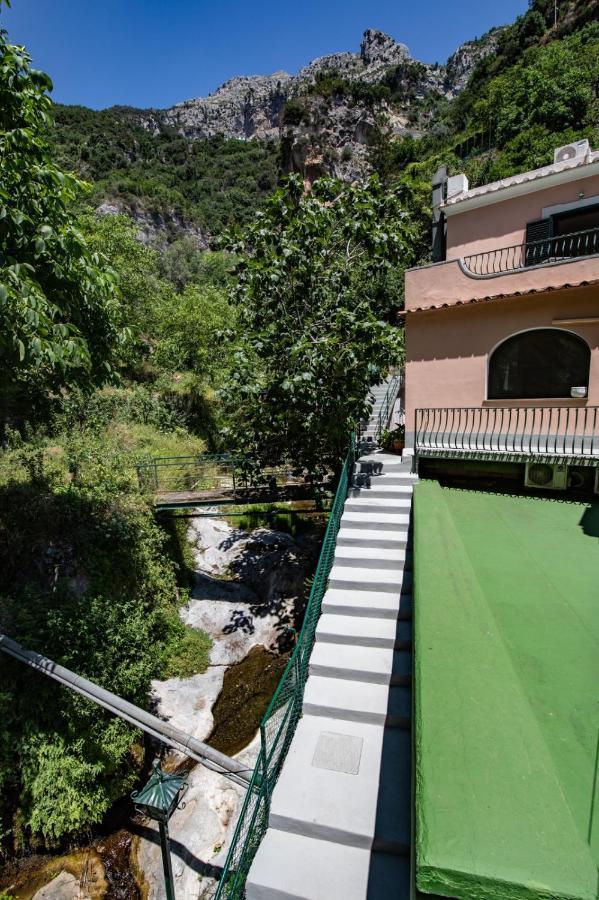 B&B Dormidame' Positano Eksteriør billede