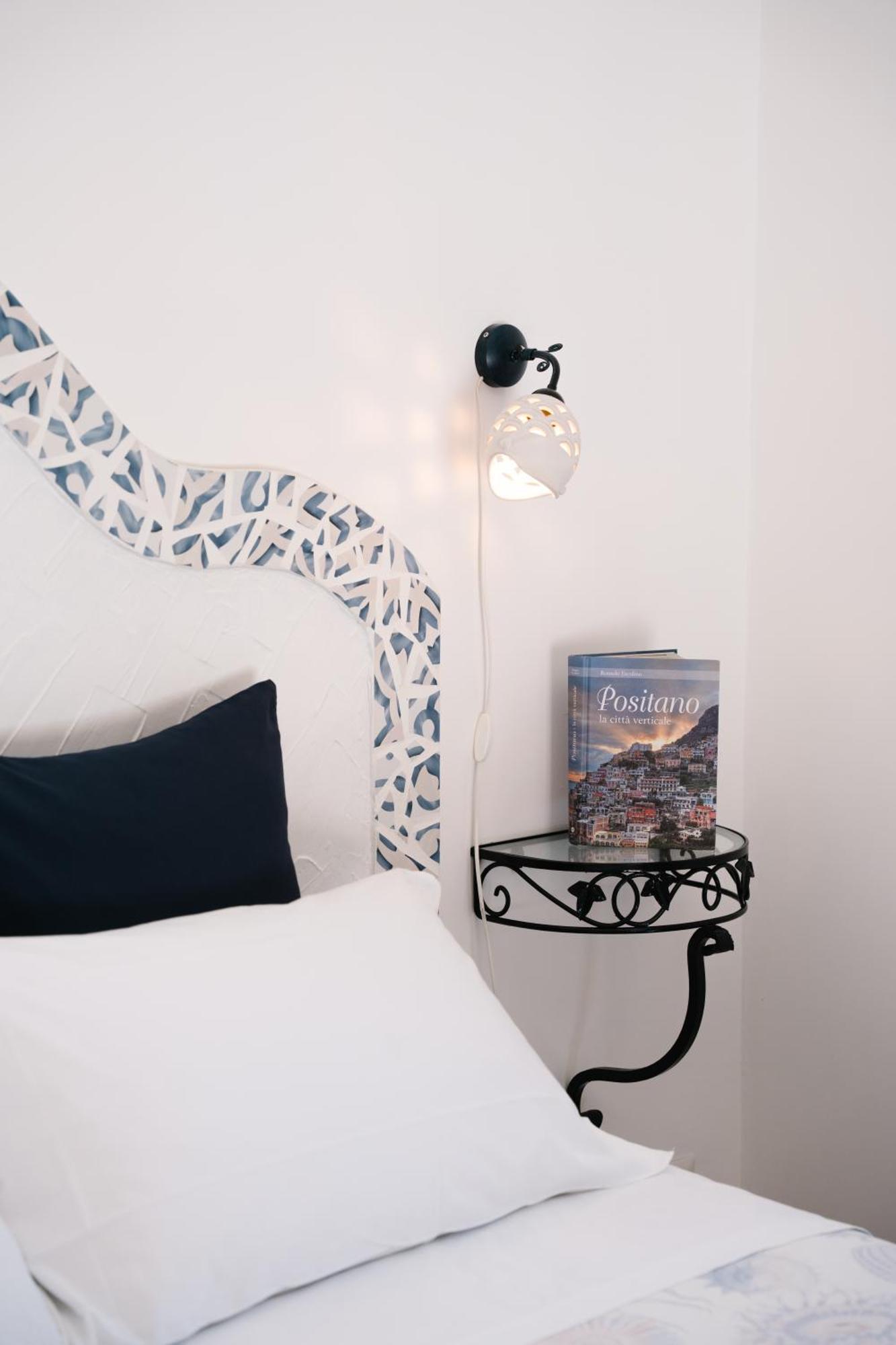 B&B Dormidame' Positano Eksteriør billede